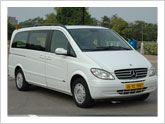 taxi services in delhi